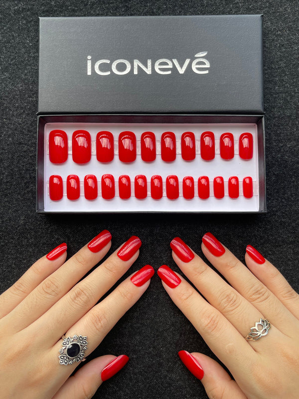Lipstick Medium Red - Glossy Carré