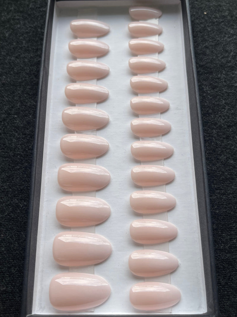Light Boomer - Glossy Amande