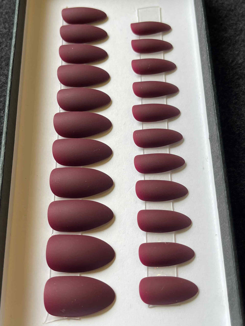 Burgundy - Matte Amande