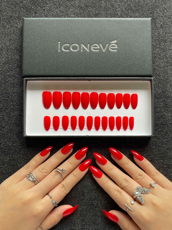 Candy Apple Red - Glossy Amande