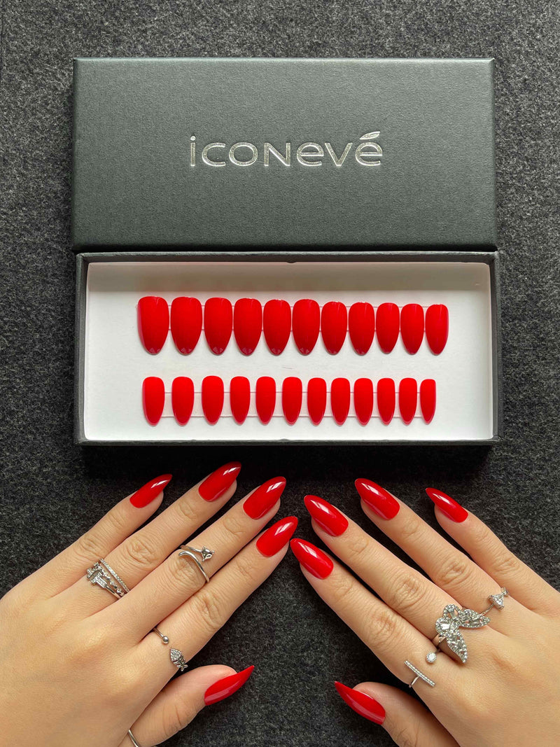 Candy Apple Red - Glossy Amande