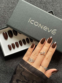 Umber - Glossy Amande