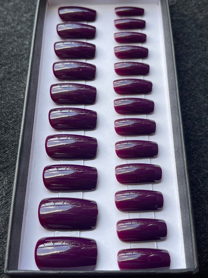 Plum Purple - Glossy Carré