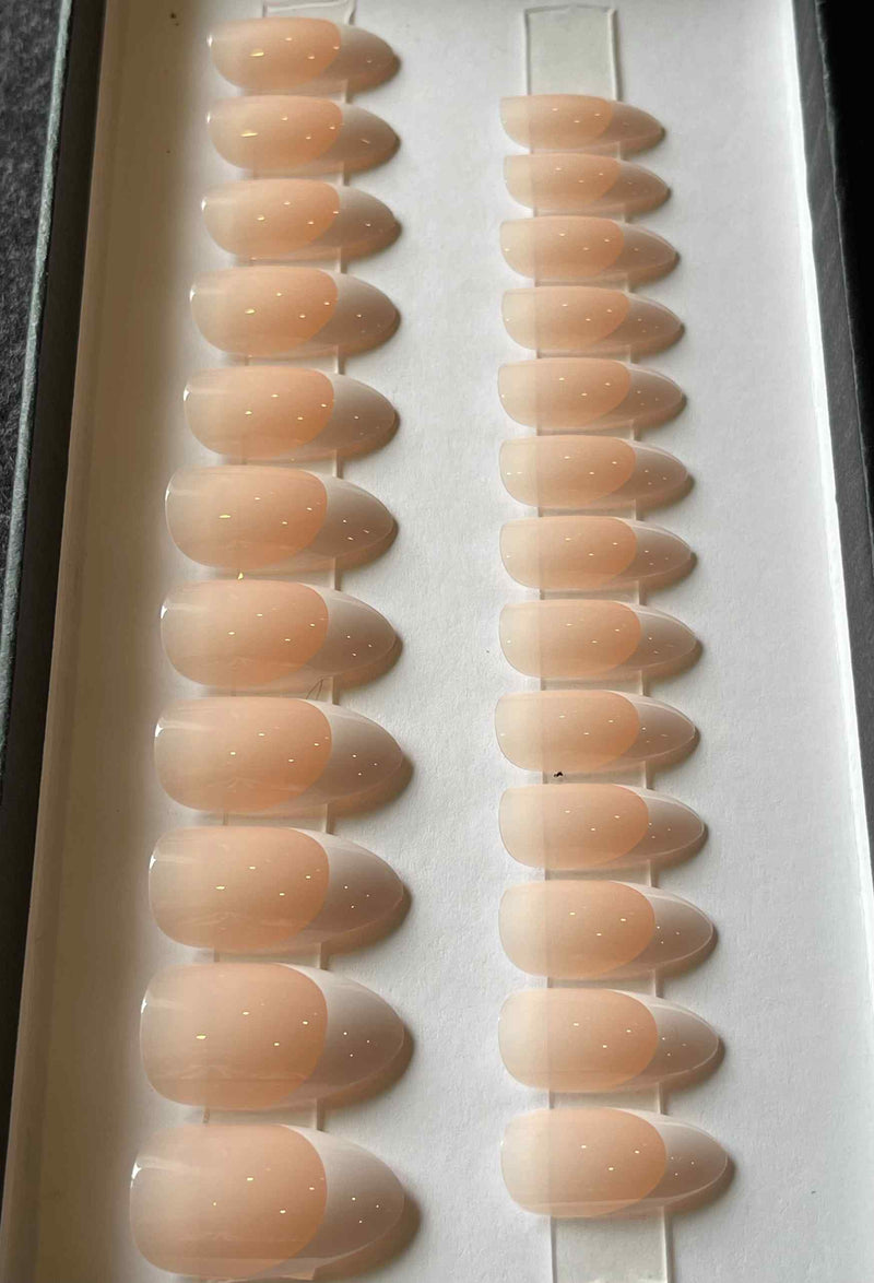 French Apricot - Glossy Amande
